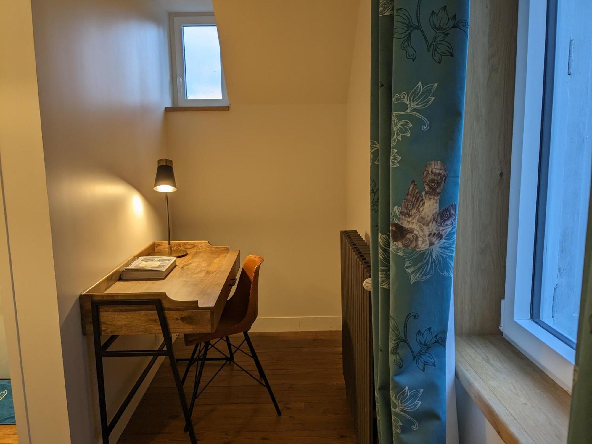 Deluxe King Suite,1535141047:JPEG